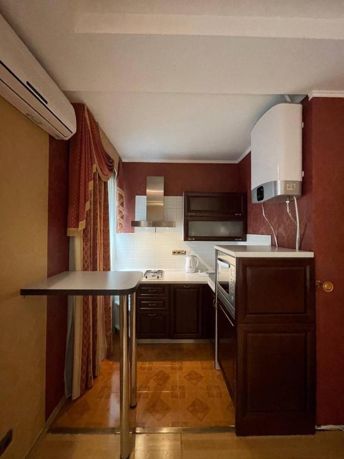 One Bedroom Kreschatik Str 4 Kiev Dış mekan fotoğraf